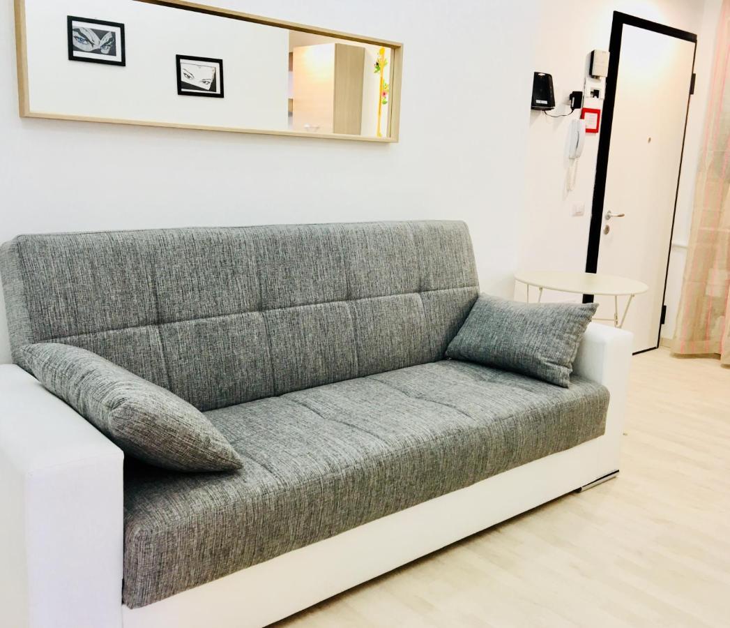 Fondazione Prada Apartment With Balcony Milano Ngoại thất bức ảnh